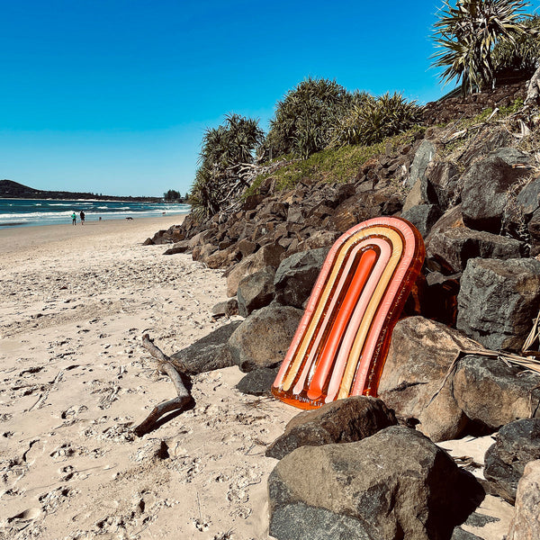 Luxe Lie-On Float Rainbow