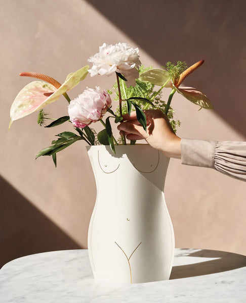 Venus Paper Vase